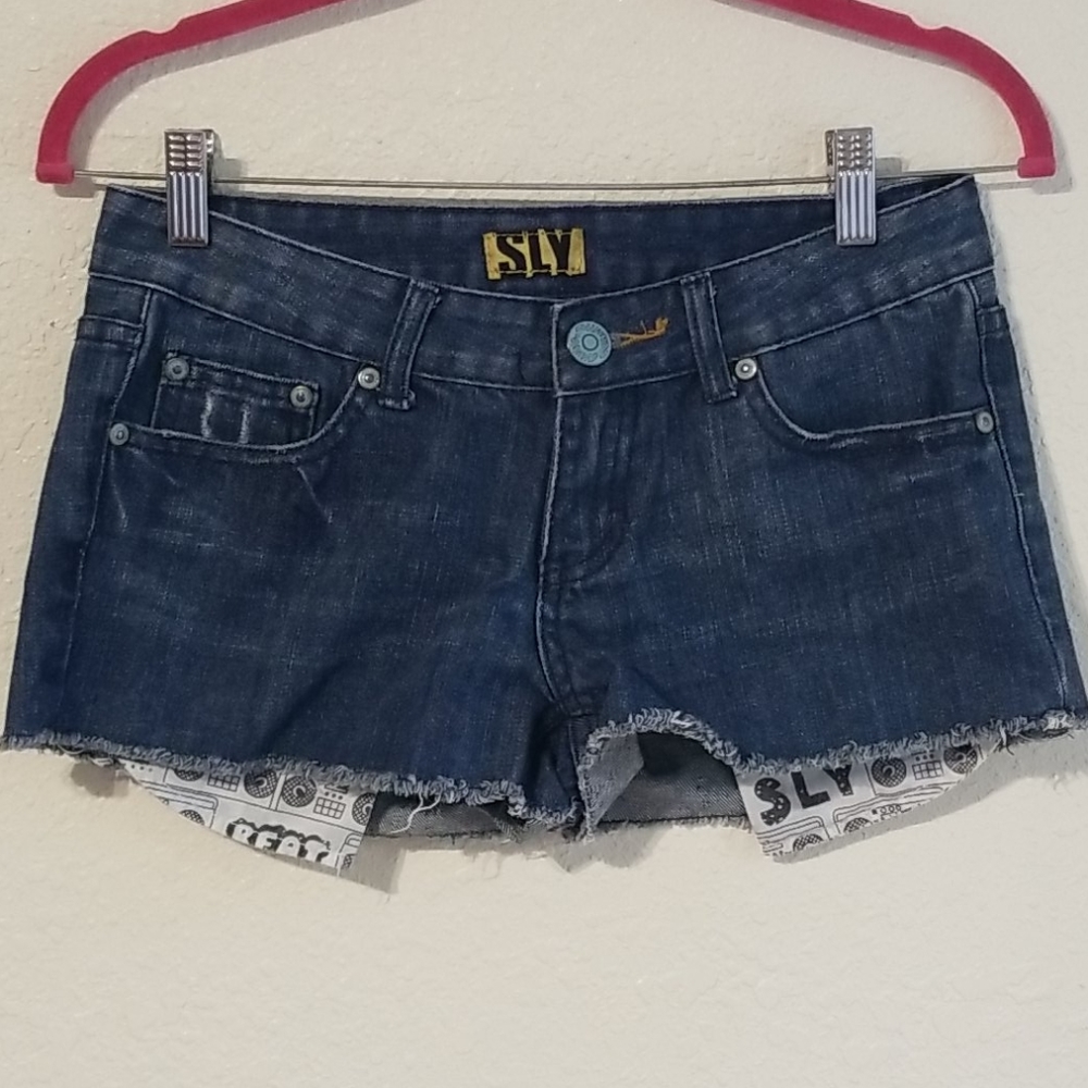 Sly Glamous guaranteed shorts 28